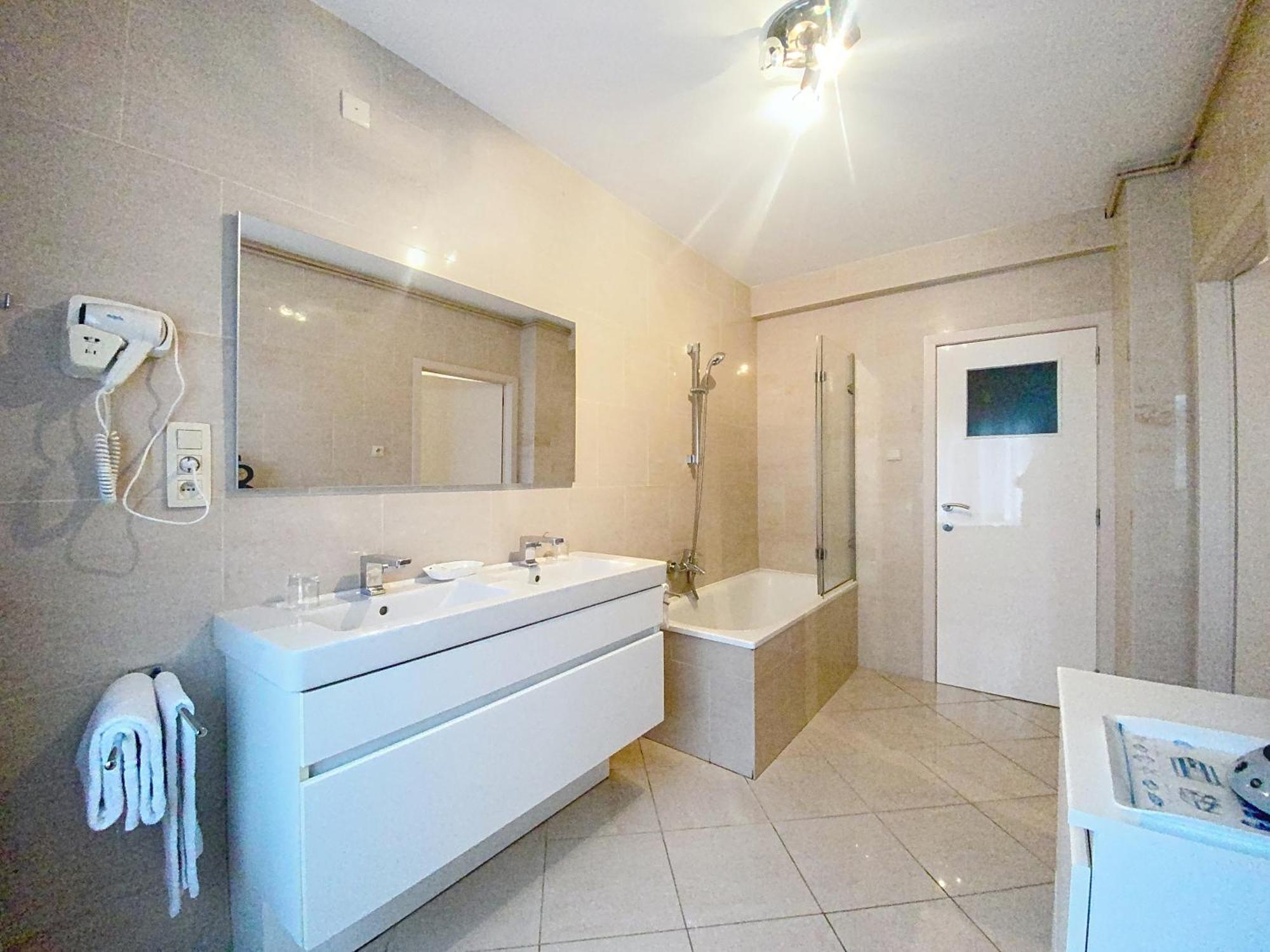 Gastenkamers Centersuites Oostduinkerke Εξωτερικό φωτογραφία