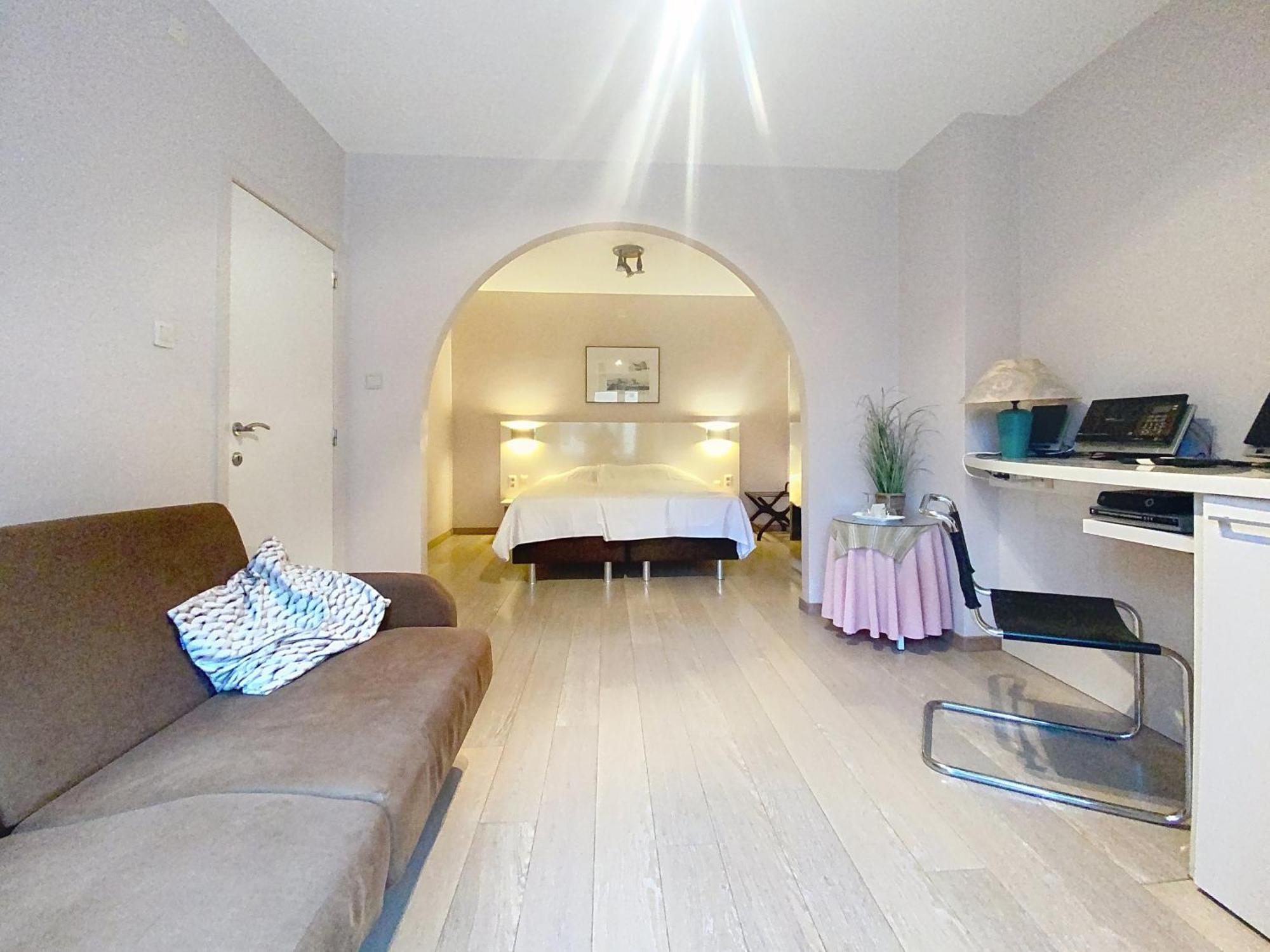 Gastenkamers Centersuites Oostduinkerke Εξωτερικό φωτογραφία